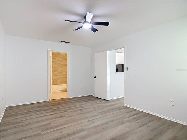 1056 SHADY HOLLOW DRIVE, Deland, FL 32724