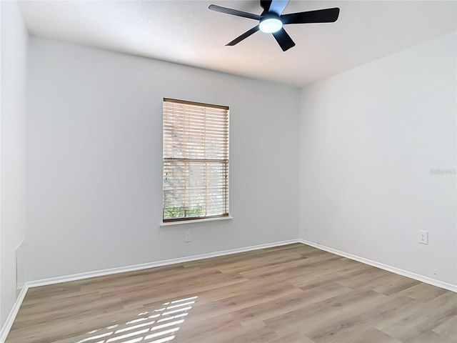 1056 SHADY HOLLOW DRIVE, Deland, FL 32724