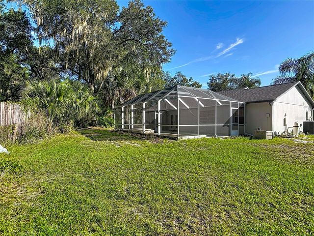 1056 SHADY HOLLOW DRIVE, Deland, FL 32724