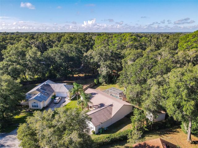 1056 SHADY HOLLOW DRIVE, Deland, FL 32724