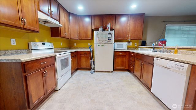 14904 99th Ave Se, Yelm, WA 98597