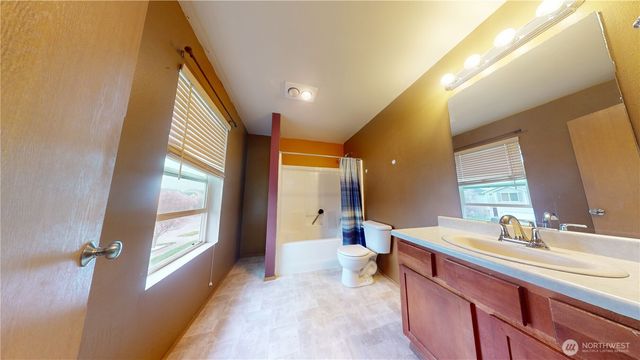 14904 99th Ave Se, Yelm, WA 98597