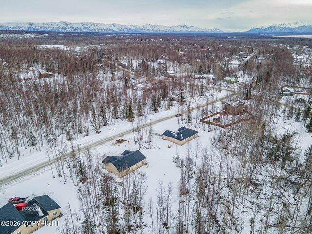 7550 W Hentila Street, Wasilla, AK 99623