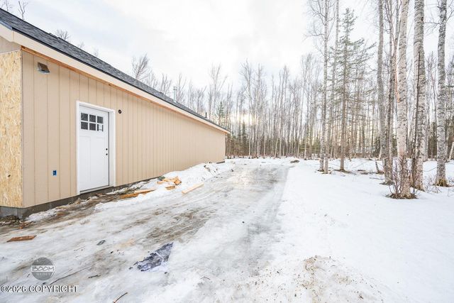 7550 W Hentila Street, Wasilla, AK 99623