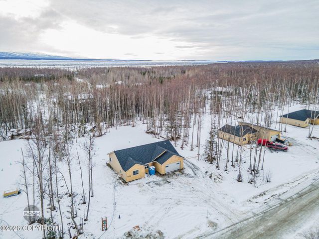 7550 W Hentila Street, Wasilla, AK 99623