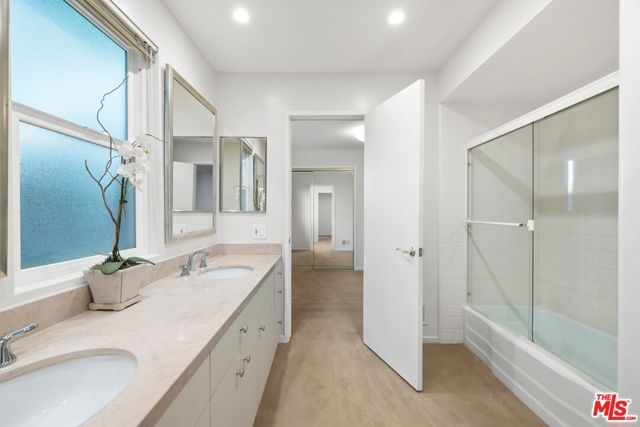 3300 Red Rose Drive, Los Angeles, CA 91436