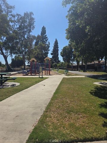 404 W Electric Avenue A, La Habra, CA 90631