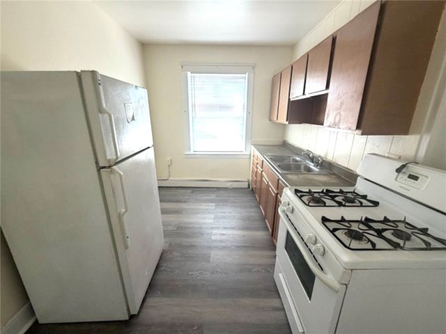 93 Lexington Street, Providence, RI 02907
