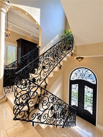 4228 Canoga Drive, Los Angeles, CA 91364