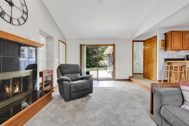 7527 S 73rd STREET, Franklin, WI 53132