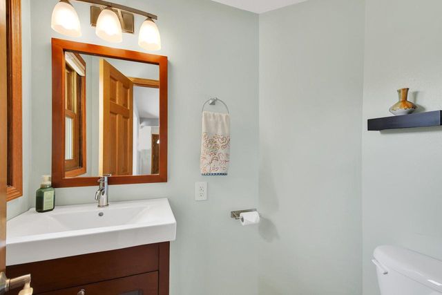 7527 S 73rd STREET, Franklin, WI 53132