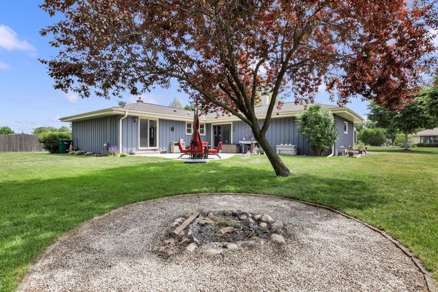 7527 S 73rd STREET, Franklin, WI 53132