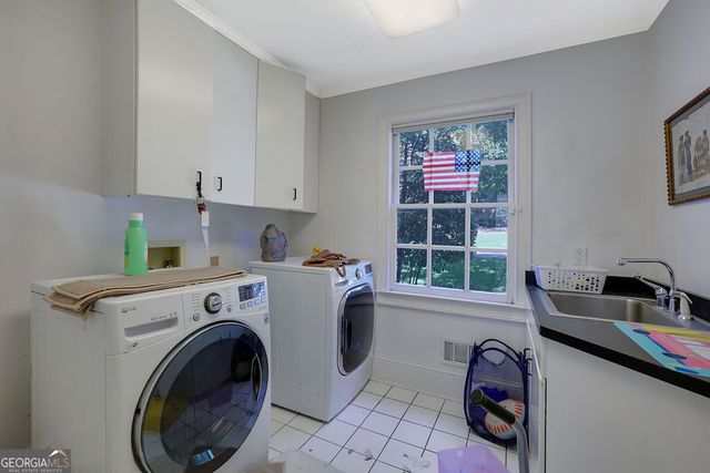 110 Larne Court, Roswell, GA 30076