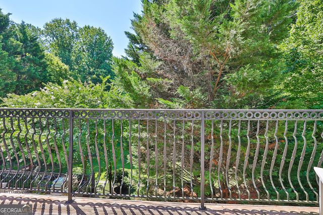 110 Larne Court, Roswell, GA 30076