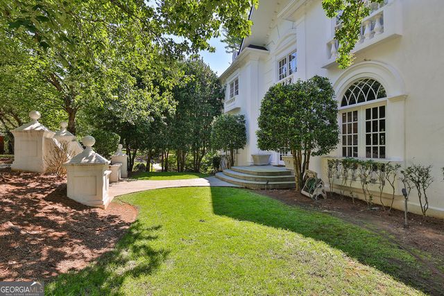 110 Larne Court, Roswell, GA 30076