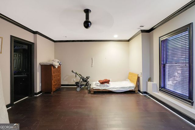 110 Larne Court, Roswell, GA 30076