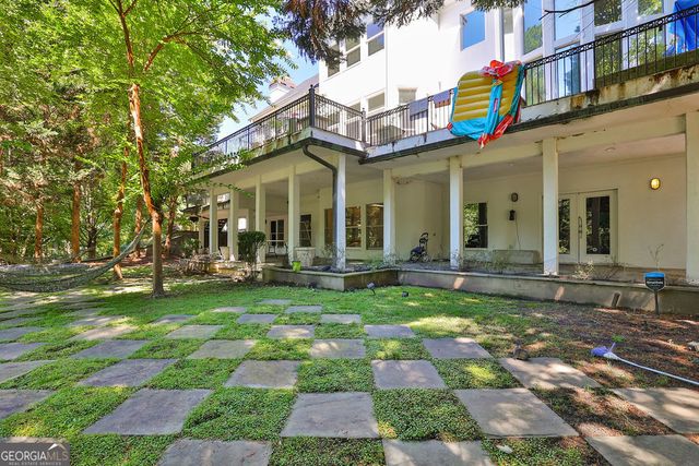 110 Larne Court, Roswell, GA 30076