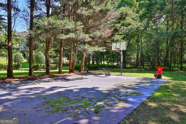 110 Larne Court, Roswell, GA 30076