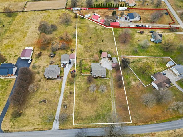 4971 Hyde Rd, Springfield, TN 37172