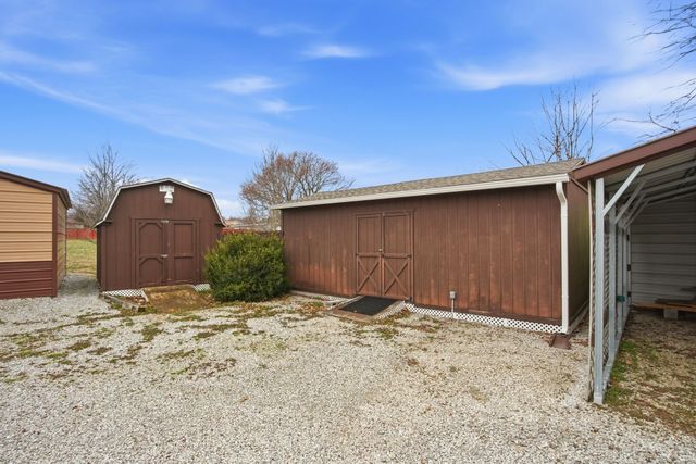 4971 Hyde Rd, Springfield, TN 37172