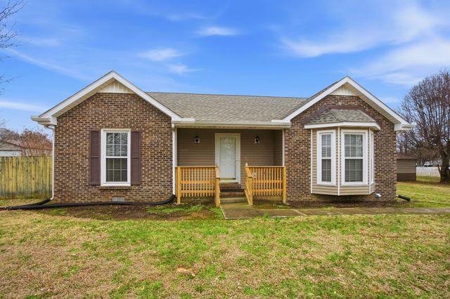 4971 Hyde Rd, Springfield, TN 37172