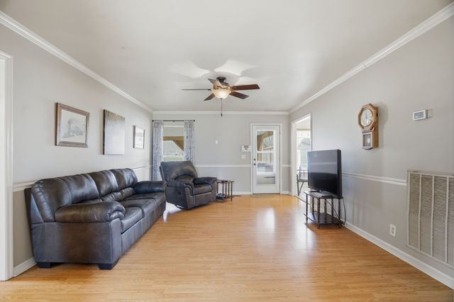 4971 Hyde Rd, Springfield, TN 37172