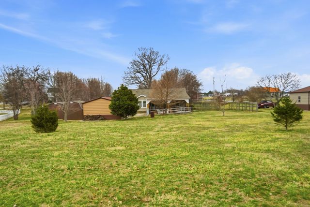 4971 Hyde Rd, Springfield, TN 37172