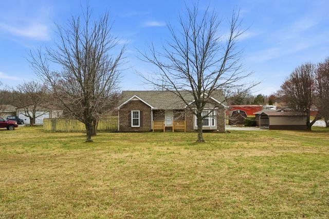 4971 Hyde Rd, Springfield, TN 37172