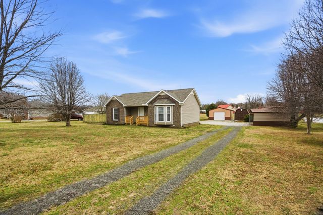 4971 Hyde Rd, Springfield, TN 37172