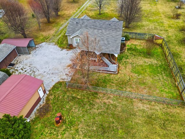 4971 Hyde Rd, Springfield, TN 37172