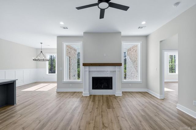 621 Valley Oak Drive, Sherwood, AR 72120