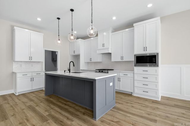 621 Valley Oak Drive, Sherwood, AR 72120