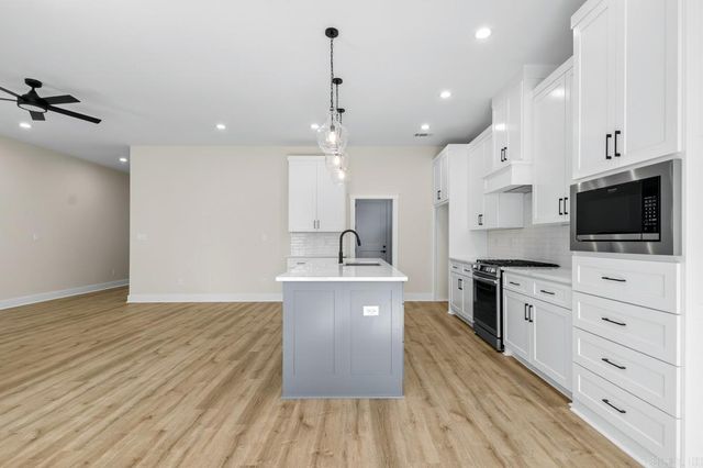 621 Valley Oak Drive, Sherwood, AR 72120