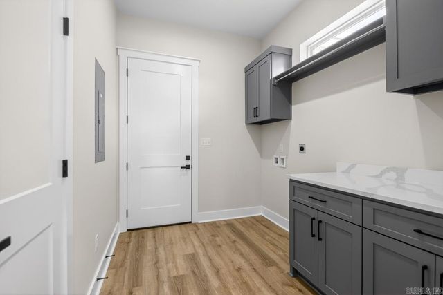 621 Valley Oak Drive, Sherwood, AR 72120