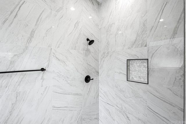 621 Valley Oak Drive, Sherwood, AR 72120