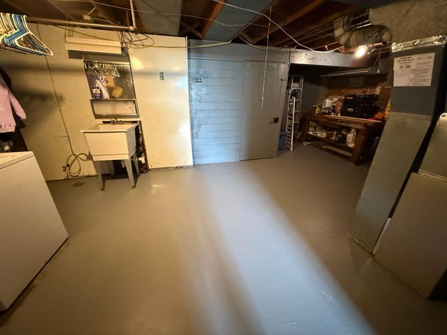 3021 Jefferson Avenue Se, City Of Wyoming, MI 49548