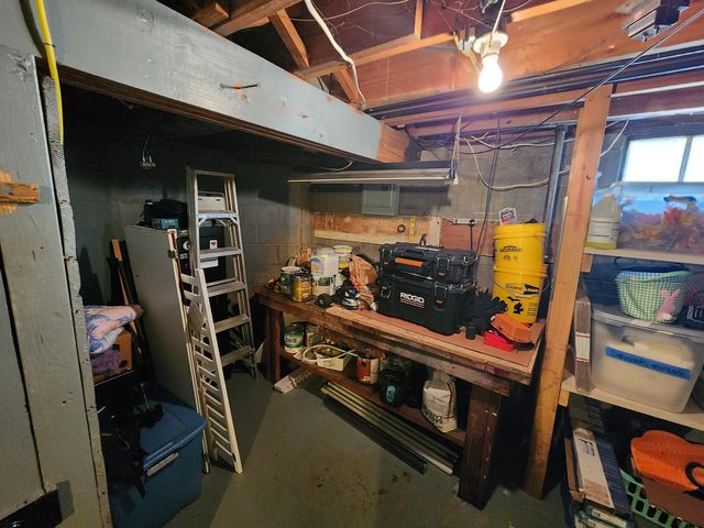 3021 Jefferson Avenue Se, City Of Wyoming, MI 49548