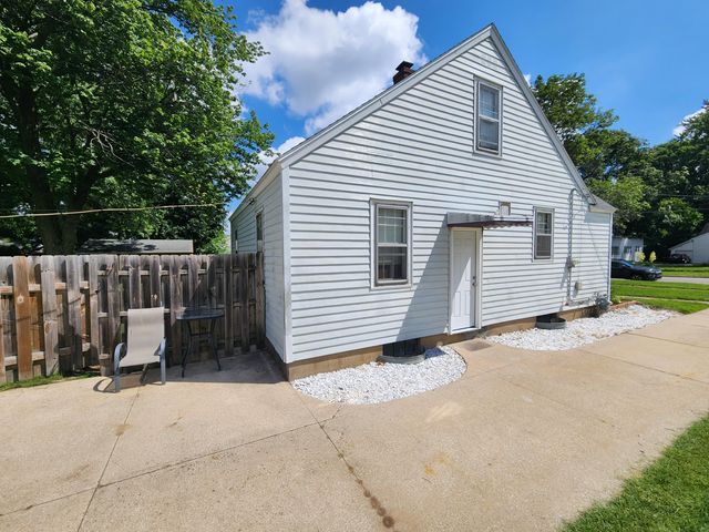 3021 Jefferson Avenue Se, City Of Wyoming, MI 49548