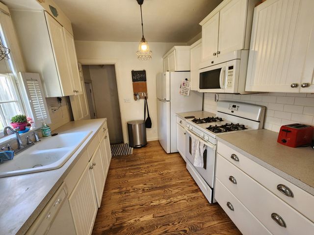 3021 Jefferson Avenue Se, City Of Wyoming, MI 49548
