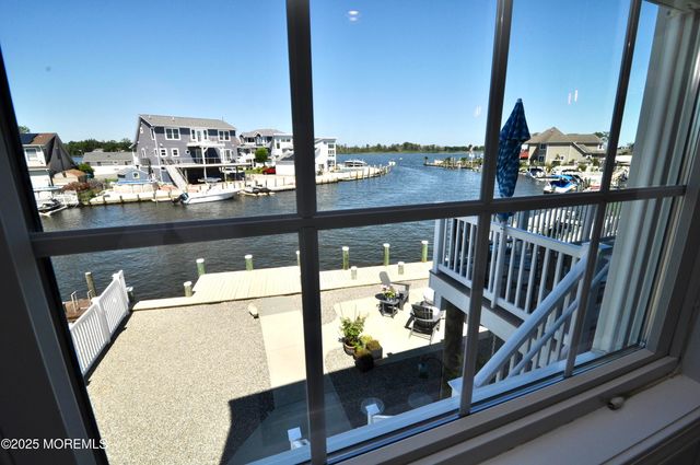 941 Mallard Drive, Lanoka Harbor, NJ 08734