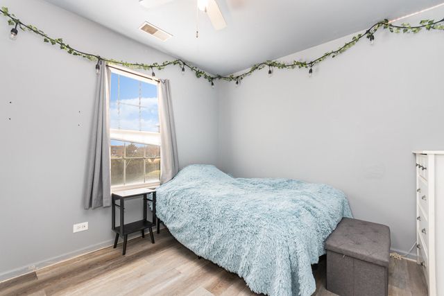 714 Pinehurst Lane, Oswego, IL 60543