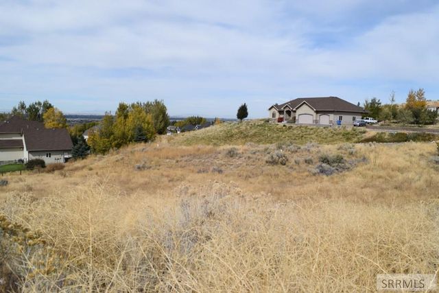 6852 S Ensenada Circle, Idaho Falls, ID 83406