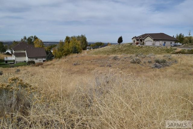 6852 S Ensenada Circle, Idaho Falls, ID 83406