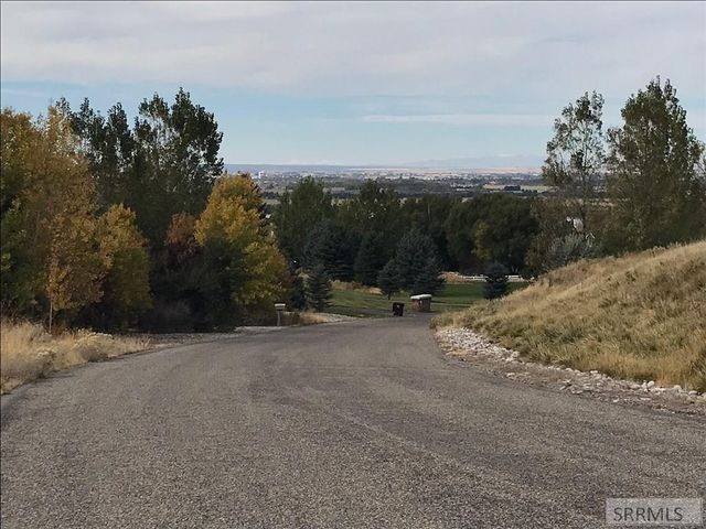 6852 S Ensenada Circle, Idaho Falls, ID 83406