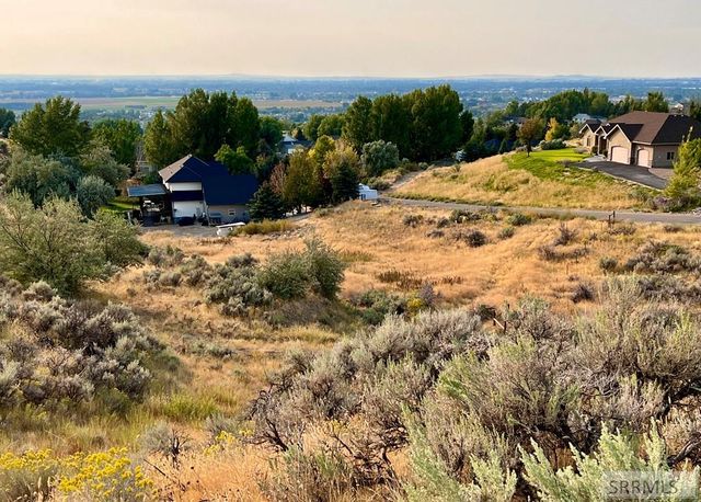 6852 S Ensenada Circle, Idaho Falls, ID 83406