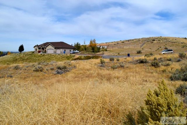 6852 S Ensenada Circle, Idaho Falls, ID 83406