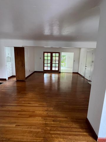 925 Quincy Street NE, Albuquerque, NM 87110