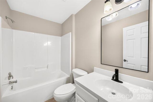 10011 Alexander Martin Avenue, Charlotte, NC 28277