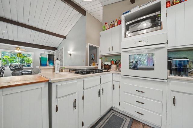 20911 French Gulch Rd, Pine Grove, CA 95665