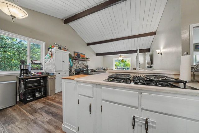20911 French Gulch Rd, Pine Grove, CA 95665